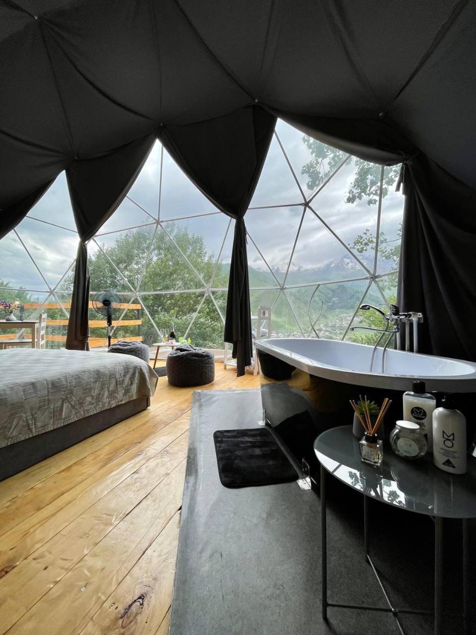 Hotel Elia Glamping Kazbegi Exterior foto