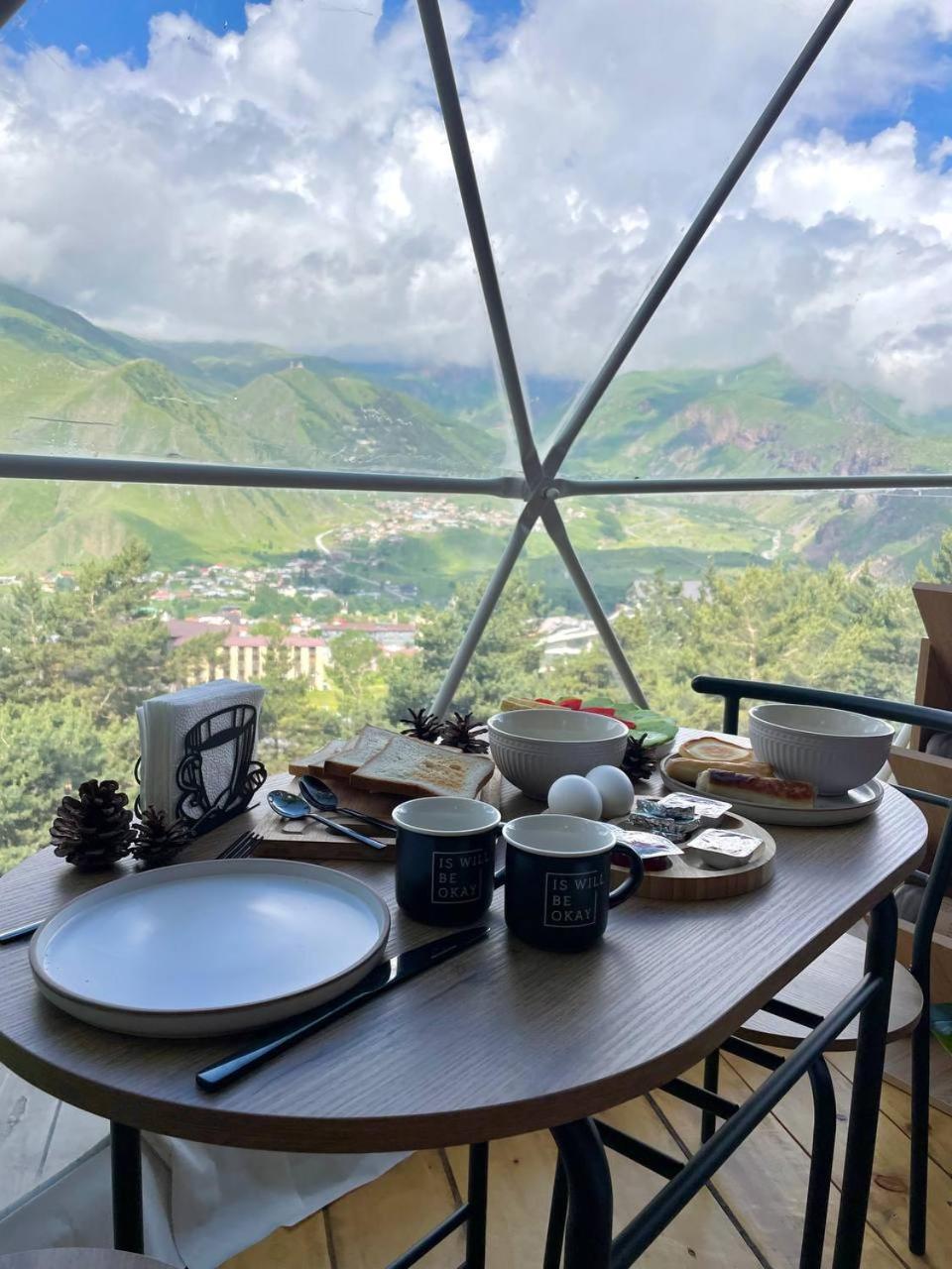 Hotel Elia Glamping Kazbegi Exterior foto