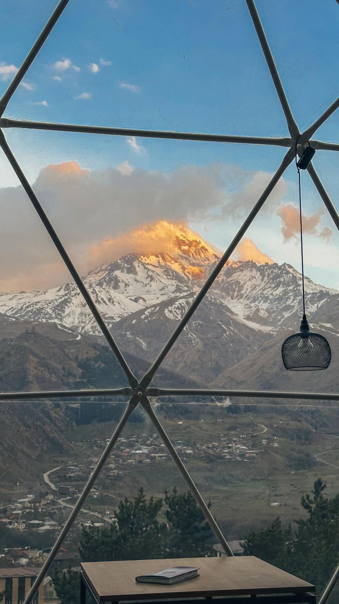 Hotel Elia Glamping Kazbegi Exterior foto