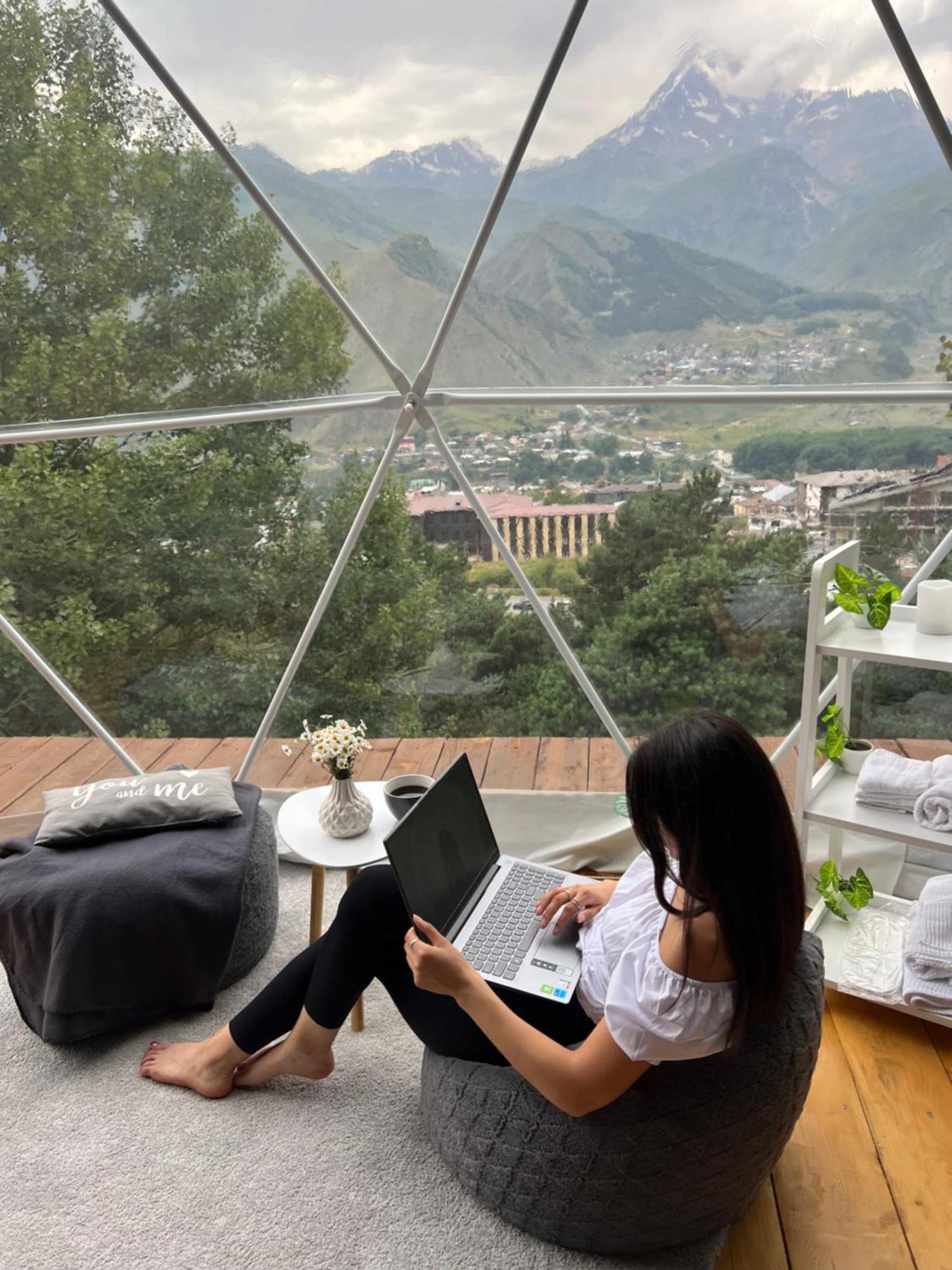 Hotel Elia Glamping Kazbegi Exterior foto